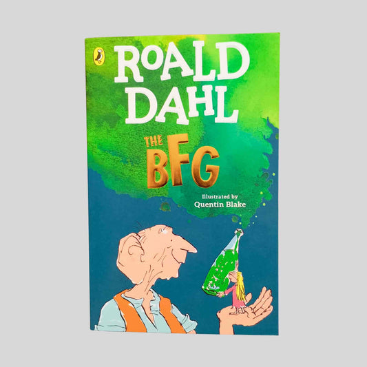 The front cover of the children's book The BFG by Roald Dahl featuring a cartoon giant old man holding girl in his hand, illustrated by QUENTIN BLAKE