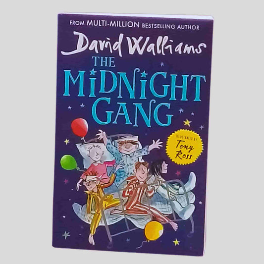 Front cover of the book Midnight Gang by David Walliams, illustrated by Tony Ross – five children in pyjamas floating on a hospital bed against a dark purple background with stars and balloons
